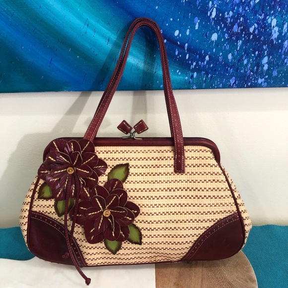 Isabella Fiore Handbags - Isabella Fiore straw floral handbag vintage purse